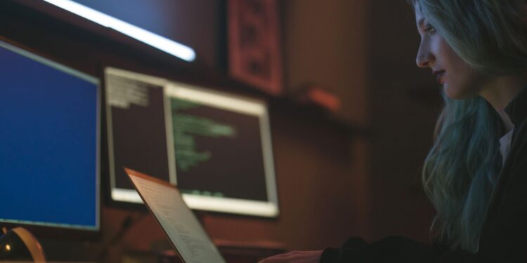 How to Become a Cybersecurity Specialist