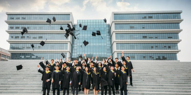 Industry Partnerships Drive 68% Rise in Placement Rates Across 340 Indian Colleges