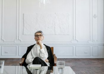 Leadership Vulnerability as a Structural Lever for Mental‑Health Equity
