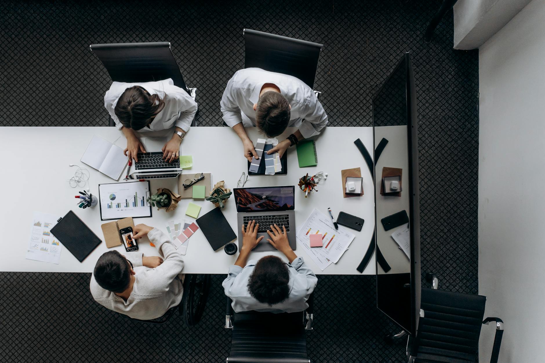 Leveraging Proximity to High-Growth Industries for Career Advancement