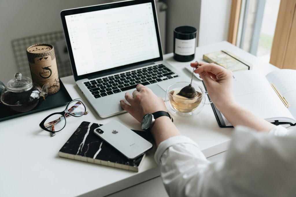 Maximizing Remote Work Productivity: 7 Essential Tools and Routines