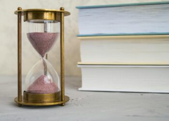 Micro‑Semester Models Reshape Academic Capital and Institutional Power