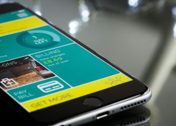Mobile Payments and the Structural Gap: How Design Choices Reinforce Economic Inequality