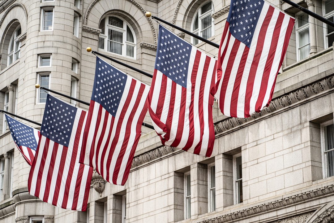US Job Growth Surpasses Expectations in Global Economy