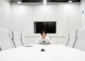 Overcoming Imposter Syndrome in High-Stakes Meetings: 7 Evidence-Based Strategies