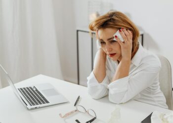 Record Levels of Burnout Among High‑Achieving Professionals Confirmed in 2026 Surveys