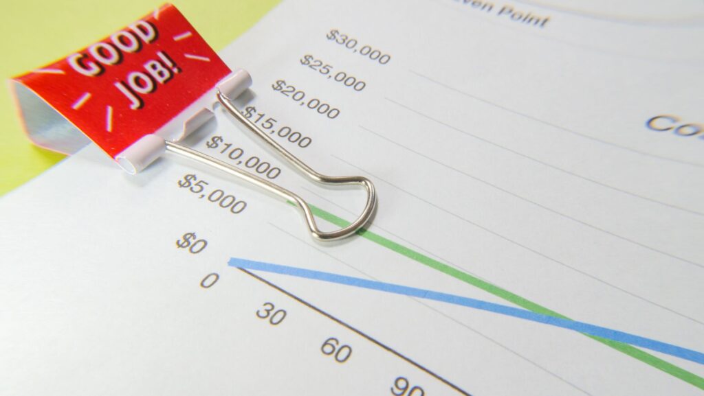 Salaried Hourly Pay Disparities Threaten Career Mobility