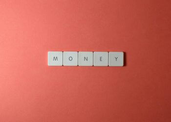 The Literacy Gap: How Misconceptions Undermine Economic Mobility