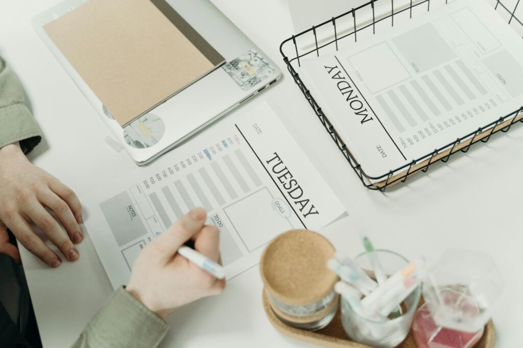 The Weekly Routine that Accelerates Career Growth: A 7-Step Guide