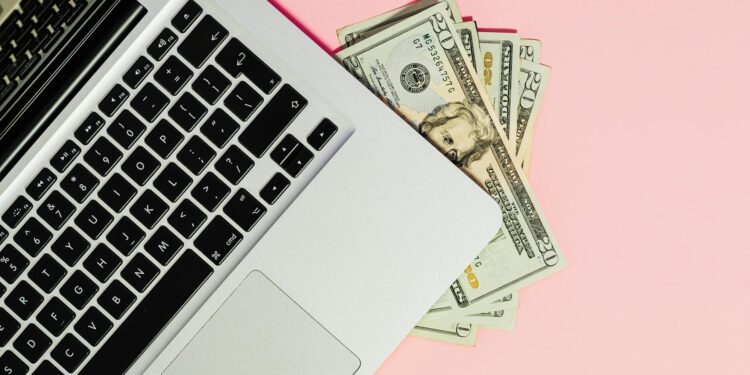 Turning a Side Hustle into a Main Income Stream: 7 Proven Strategies