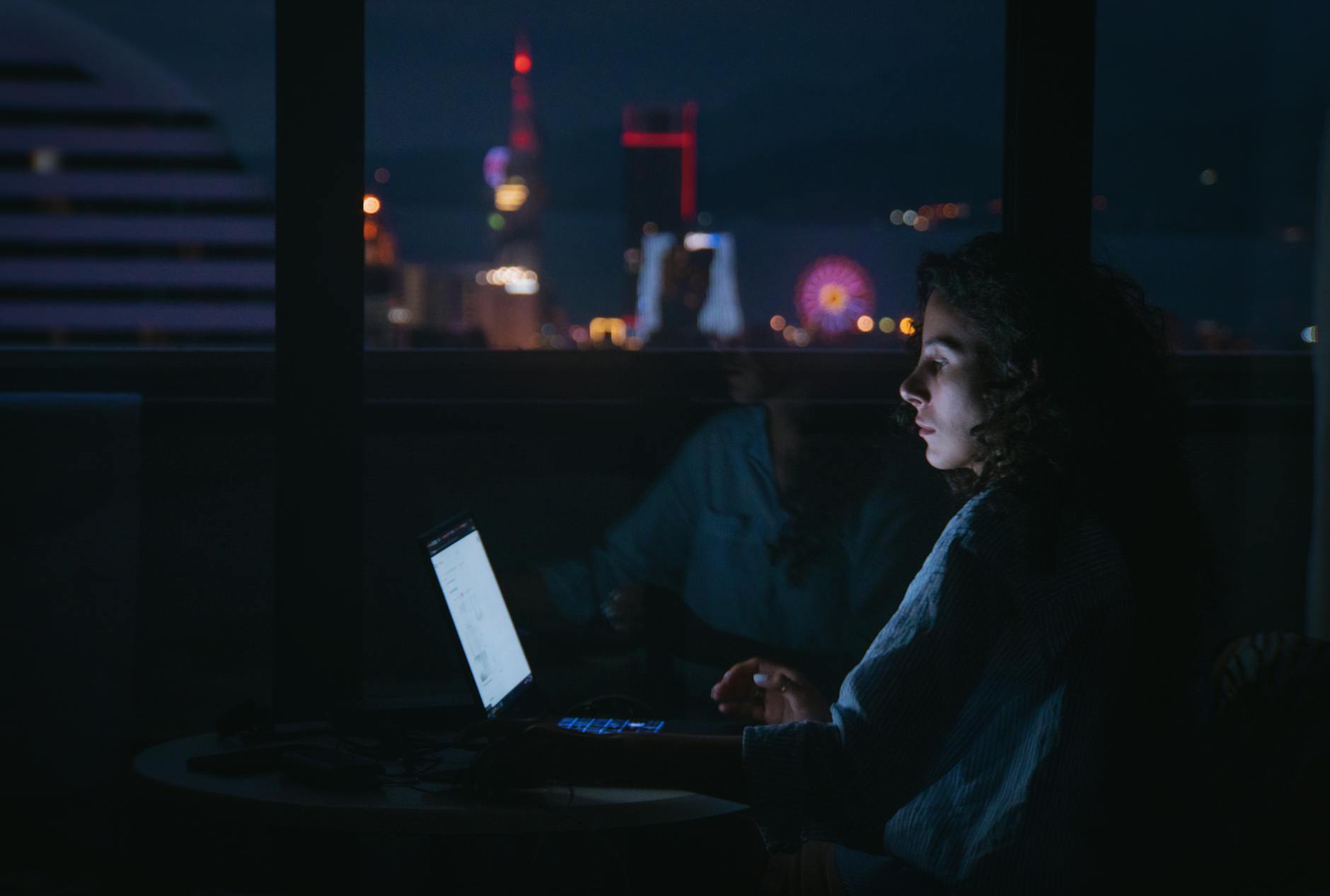 Turning Your Side Hustle into a Sustainable Business: 7 Essential Strategies