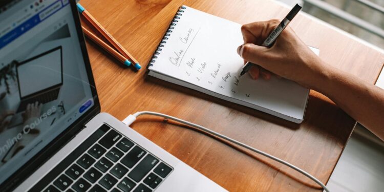 Turning Your Skills into an Online Course: A 7-Step Process to Monetize Your Expertise