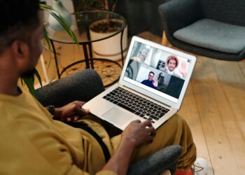 Unlocking the Power of ‘Informational Interviews 2.0’: A Step-by-Step Guide to Leveraging Virtual Connections