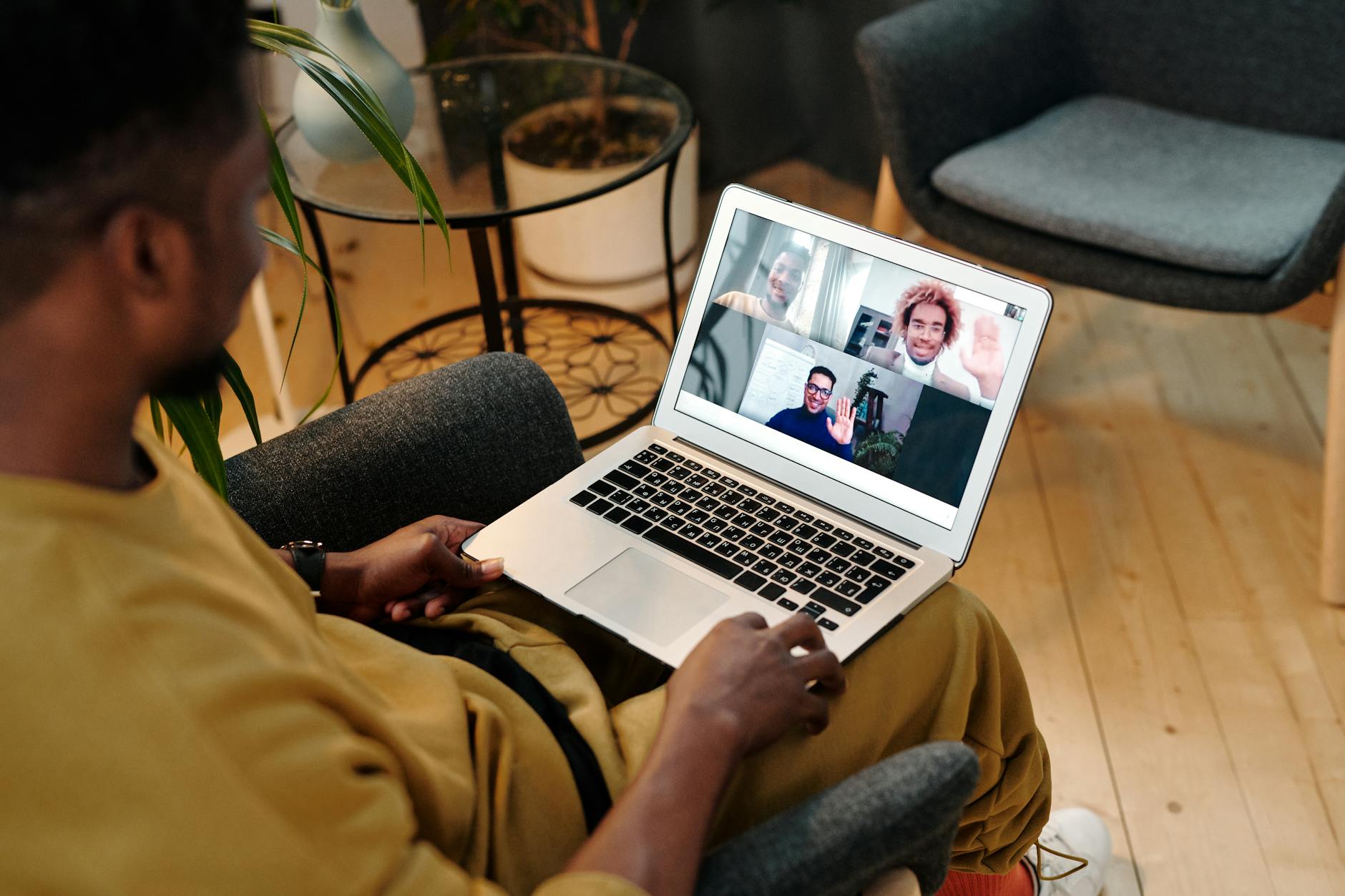 Unlocking the Power of ‘Informational Interviews 2.0’: A Step-by-Step Guide to Leveraging Virtual Connections