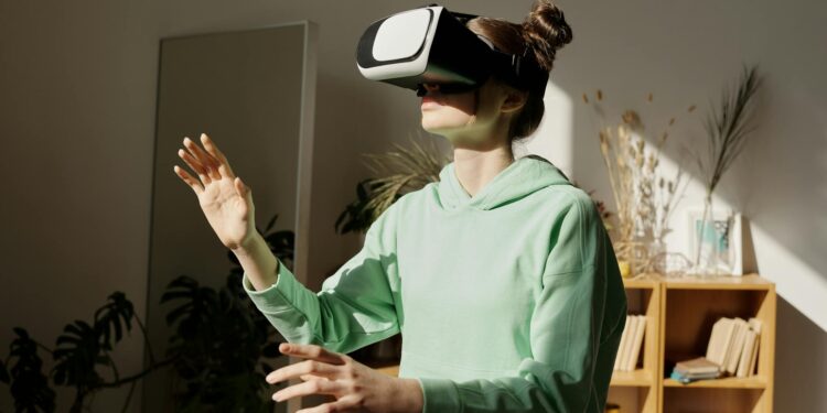 Virtual Reality as a Structural Safety Net: Re‑Engineering Emotional Resilience in the Creative Economy