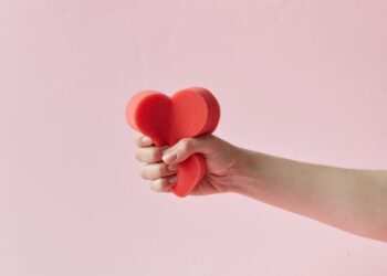 When Machines Manage Feelings: How AI‑Powered Decision Making Redefines Emotional Labor