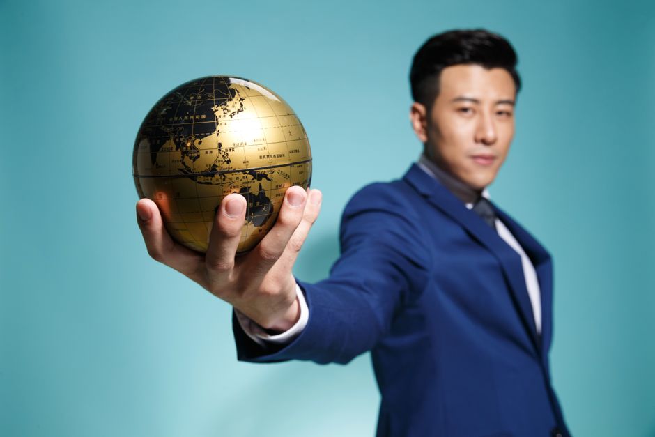 Global Employers Trust MBA Graduates Amid AI Surge