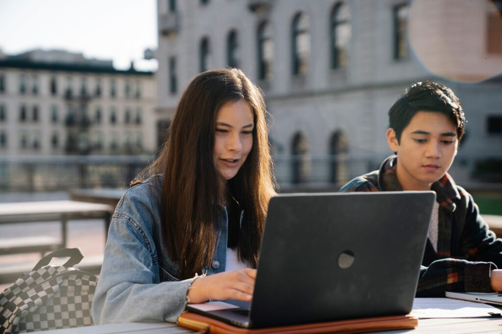 25 States and Washington, D.C. Sue U.S. Department of Education Over Graduate‑Student Loan Limits and Outsourcing Plan