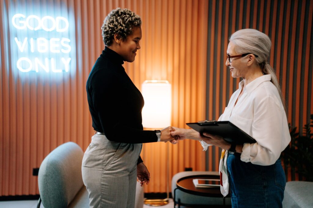 5 Ways to Leverage a ‘Reverse Mentorship’ Relationship for Career Advancement