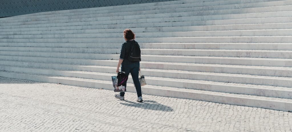 7 Strategies for Breaking Down Career Plateaus: A Proactive Approach to Discovering New Job Opportunities