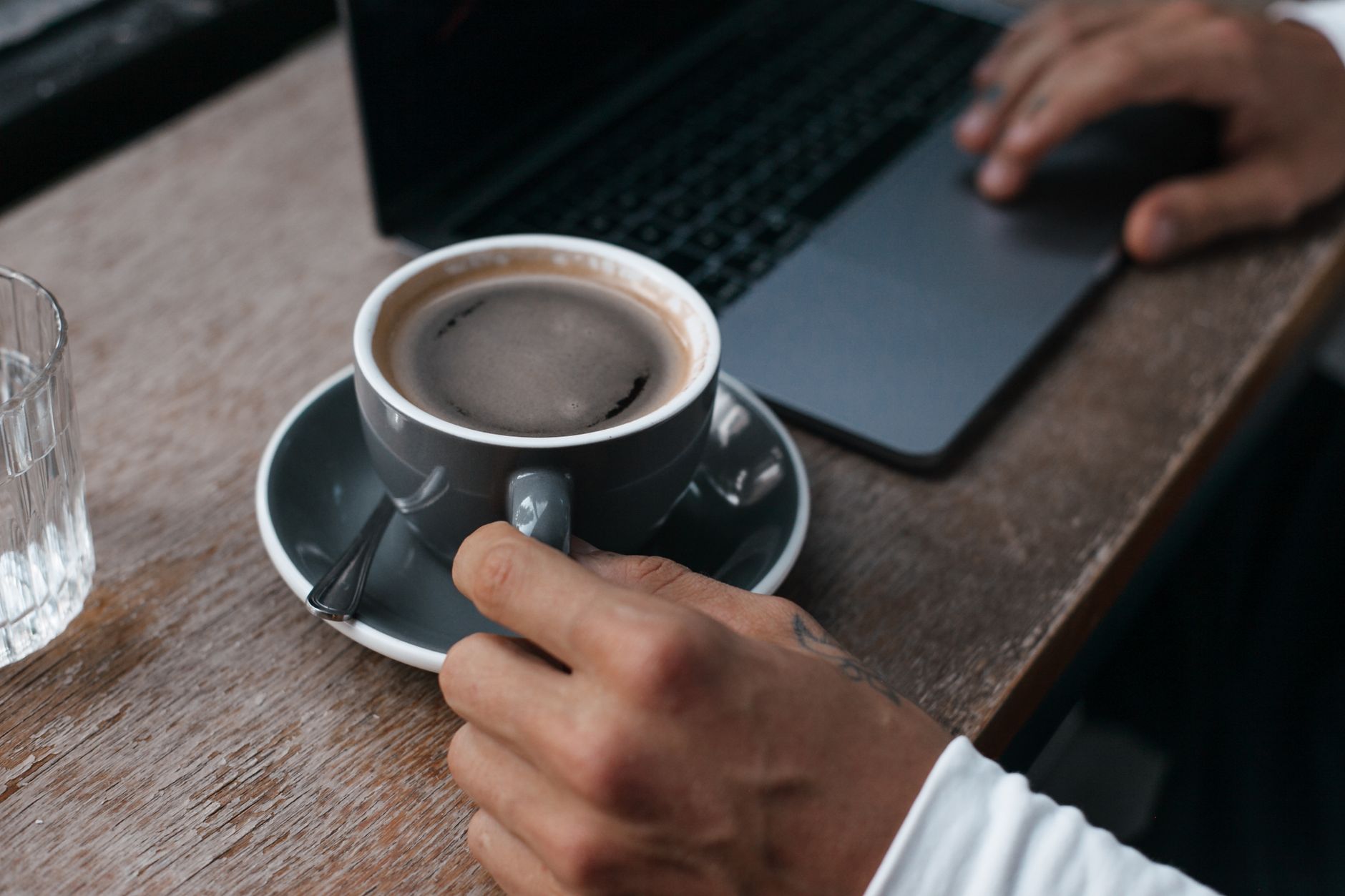 7 Strategies for Crafting a Reverse Commute Resume to Highlight Remote Work Benefits
