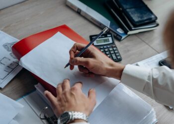 7 Strategies for Evaluating the ROI of a Side Hustle to Inform Your Career Decisions