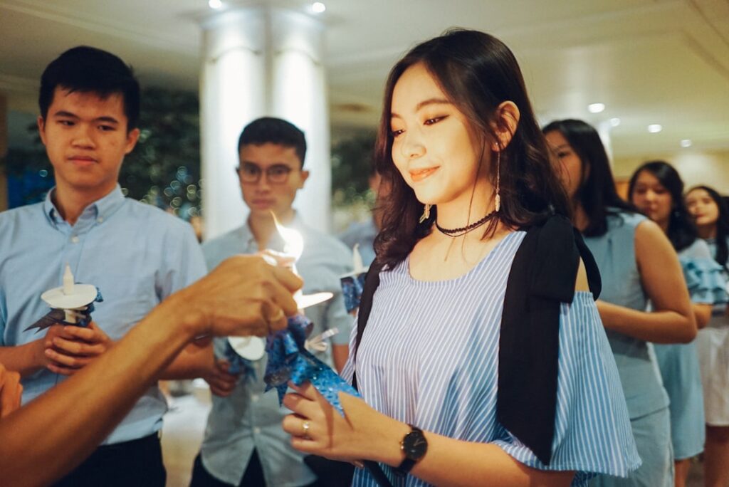 7 Strategies to Find and Win Internships Before Graduation