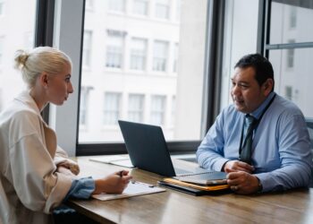 7 Strategies to Unlock Hidden Job Opportunities Through Informational Interviews