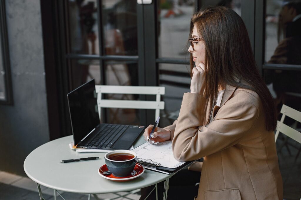 7 Ways to Craft a Reverse Commute That Actually Boosts Your Career and Quality of Life