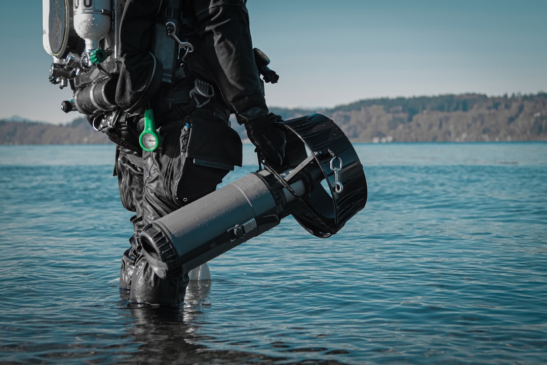 Titan Sub Disaster Reveals Design Flaws, Groupthink Issues