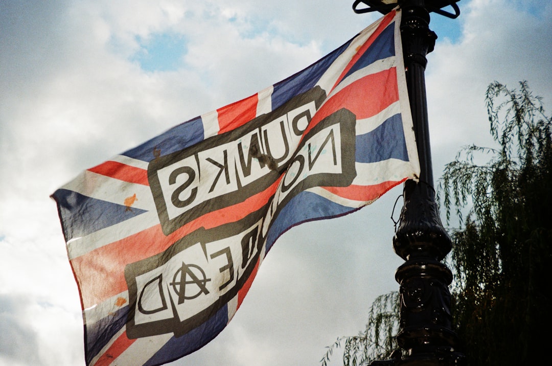 UK Musicians Face EU Work Losses Over 25%