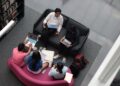 AI‑augmented mentorship reshapes higher‑education outcomes