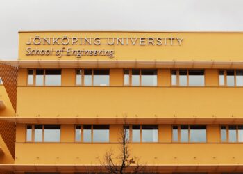 AI Integration Sparks Debate Over Assessment and Policy in Higher Education