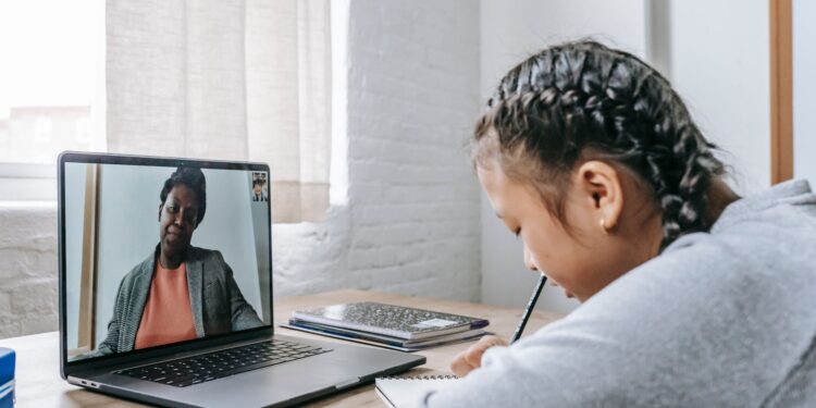 AI‑Powered Education Tools See Rapid Global Uptake Amid Ongoing Implementation Challenges