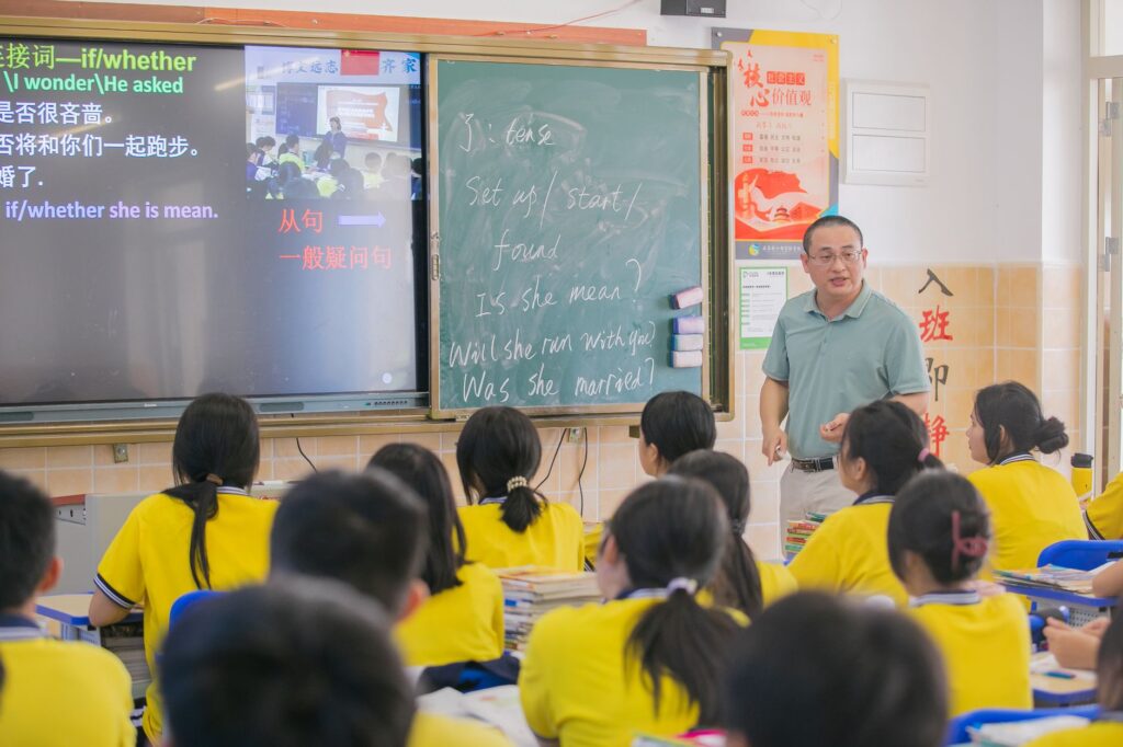 CBSE Announces Mandatory Three‑Language Curriculum for Classes 9‑10 Starting July 2026