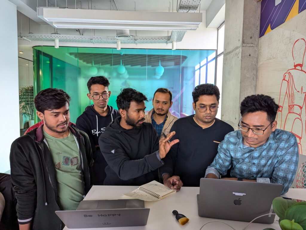 Digital hyper-individualism reshapes team dynamics