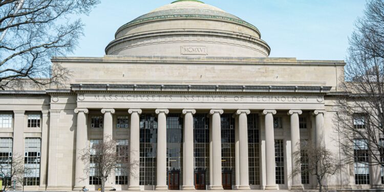EU Allocates €8 Million to 6G Smart‑Network Security Project Involving European Universities