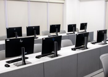 Global AI Chip Shortage Limits Access to AI Education Worldwide