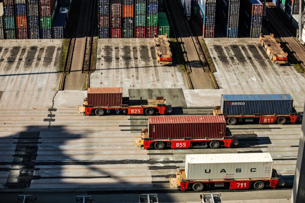 Global supply chain diversification strengthens job market resilience
