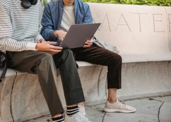 Global universities confront widening digital divide