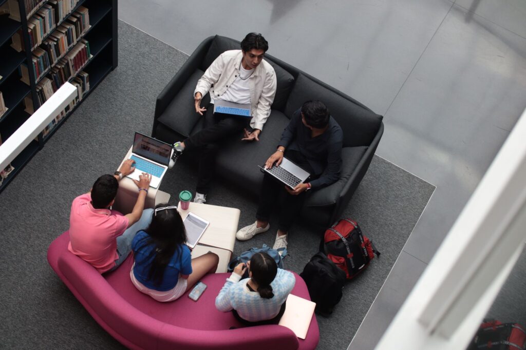 Global universities confront widening digital divide