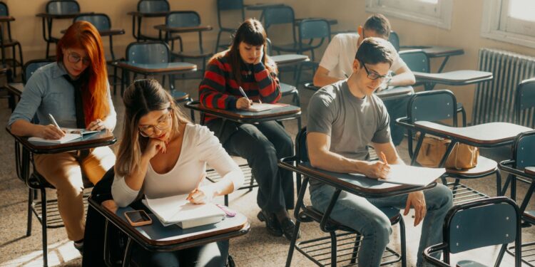 Hybrid Skill Development Redefines Graduate Employability