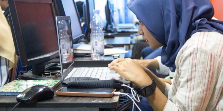 India’s AI Skill Demand Accelerates Shift in Education and Labor Market