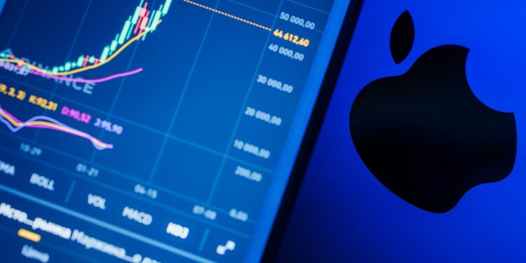 Indian IT Stocks Drop to Three-Year Lows After Accenture Cuts FY27 Outlook