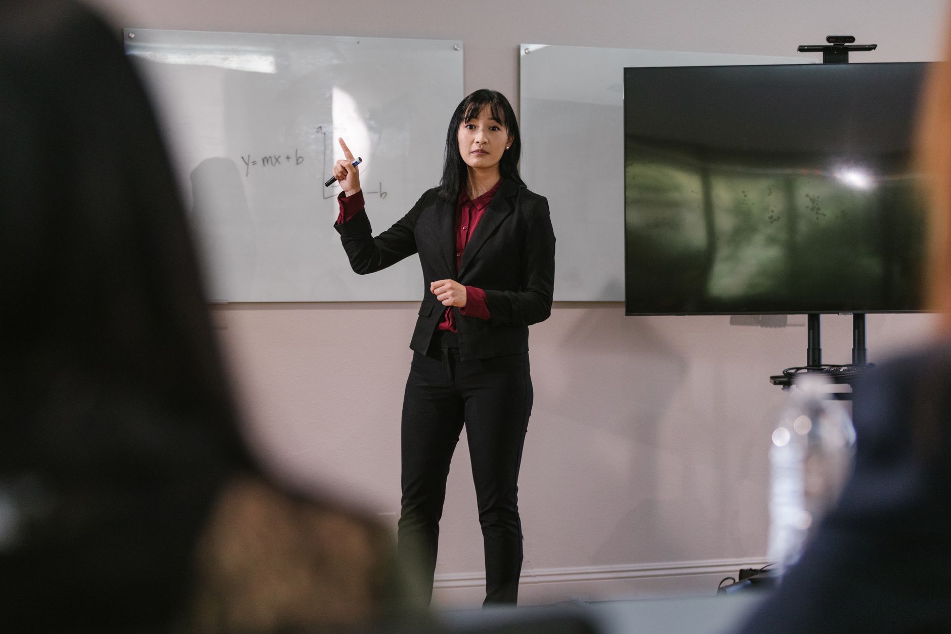 Micro‑Credentials Reshape Career Capital and Institutional Power