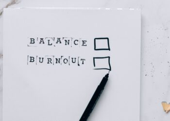 Micro‑renewal reshapes sustainable career growth