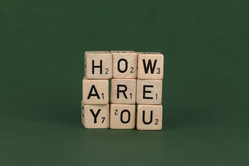 Mid-Career Professionals Navigating Fragmented Workplaces