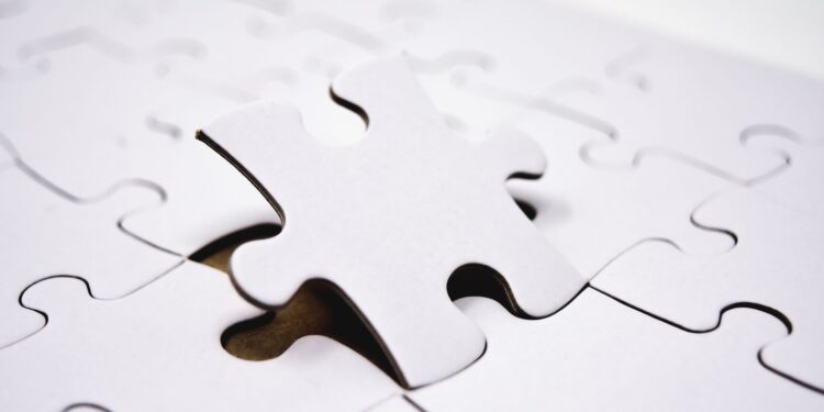 Multinational Workplaces Face Growing Cross‑Cultural Conflict Gaps