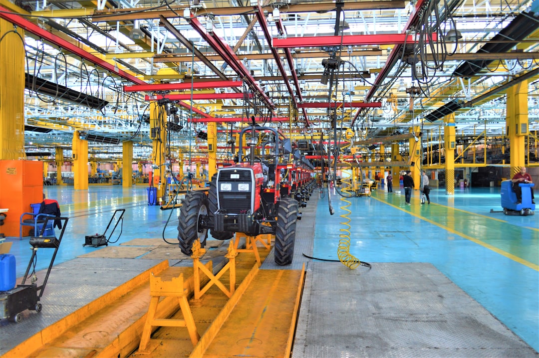 Parts of Economy 'Stuck in the Mud,' Strategist Zentner Says
