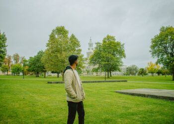 University sustainability drives student well‑being gains